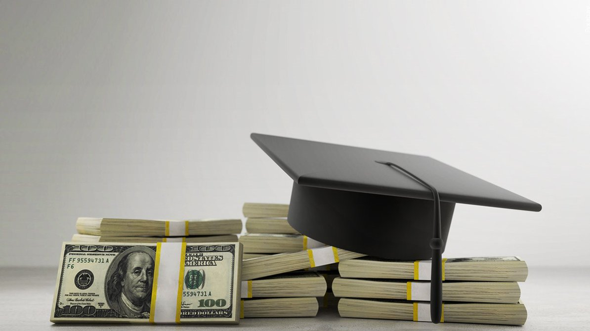 Demystifying Student Loans: Expert Tips for College-Bound Students